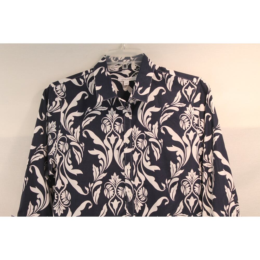 Chico's Cotton No Iron Top Womens size 12 Navy White Cuff 3/4 Sleeve Button Up - Picture 2 of 7